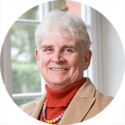 Portraitfoto von Ulrike Laux, der Vorsitzenden der Bürgerstiftung Groß-Umstadt